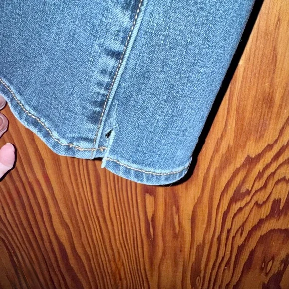 American Eagle Outfitters Dark Blue Flare Jeans - Picture 4 of 8